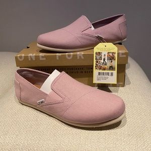 Brand new Toms shoes